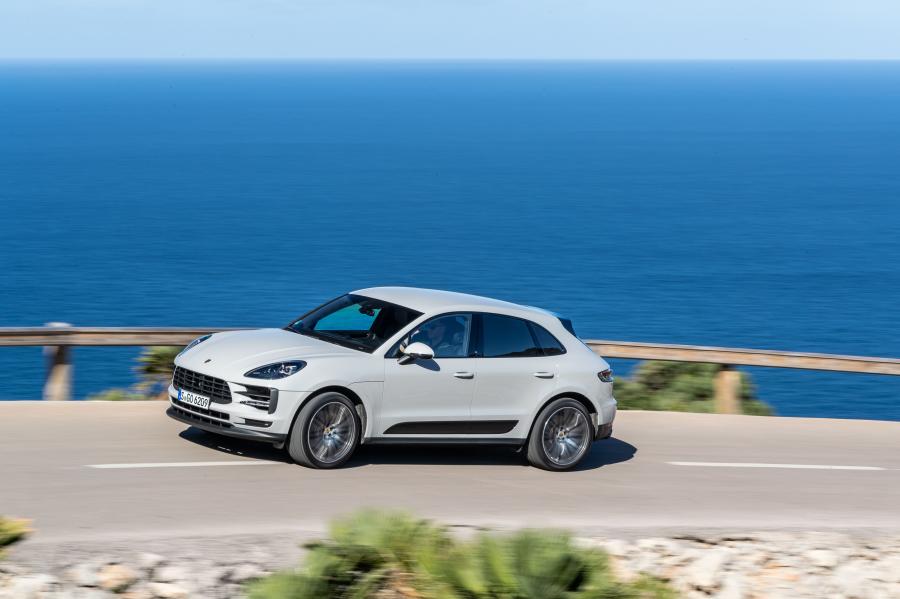  Porsche Macan S (95B) 2018 года  (WW) (фото 25 из 235)